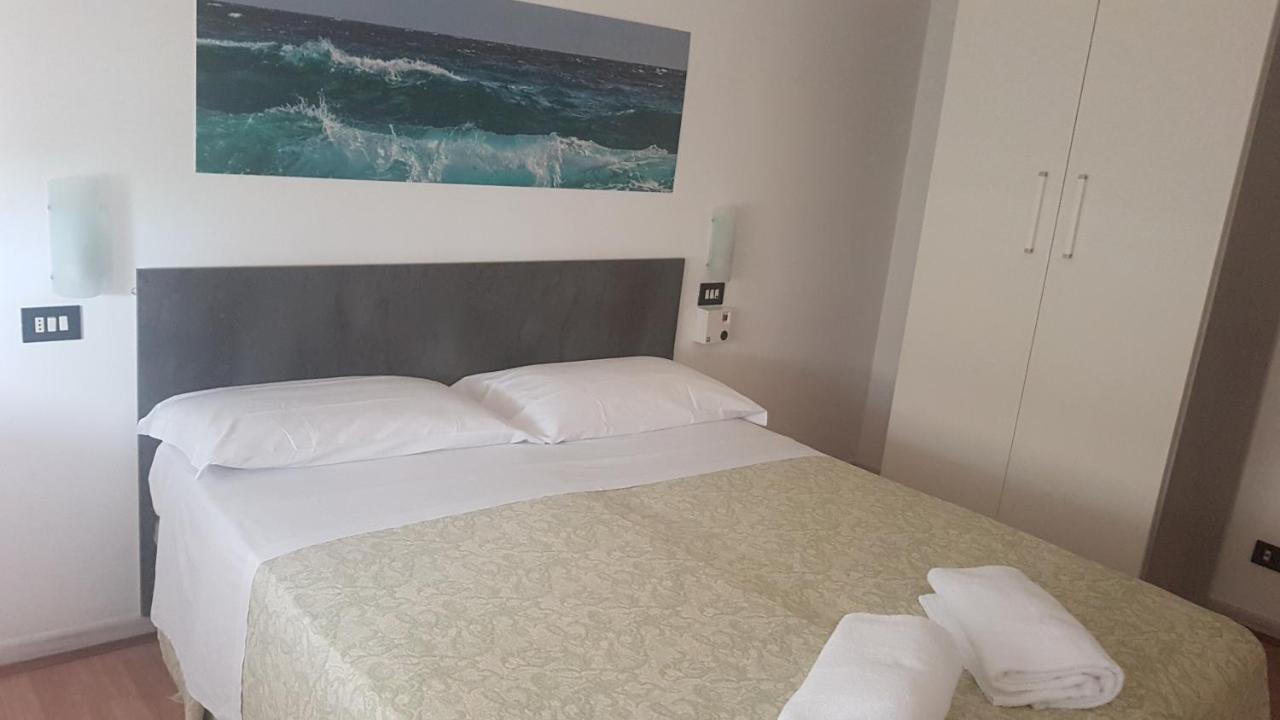Hotel Silvi Silvi Marina Zewnętrze zdjęcie