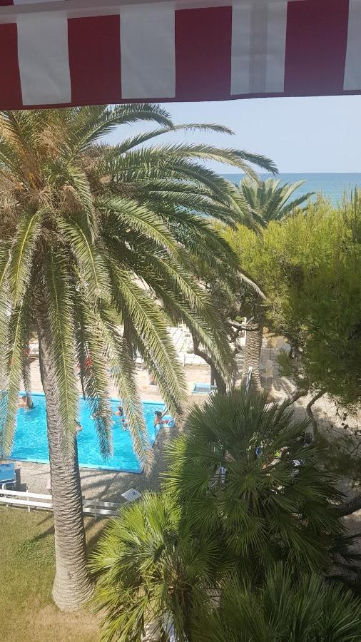 Hotel Silvi Silvi Marina Zewnętrze zdjęcie